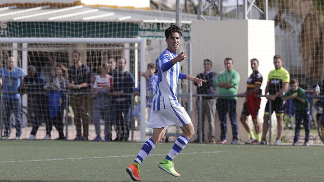 Quintero celebra un gol esta temporada en casa del San José Obrero, rival este domingo del Jerez Industrial.