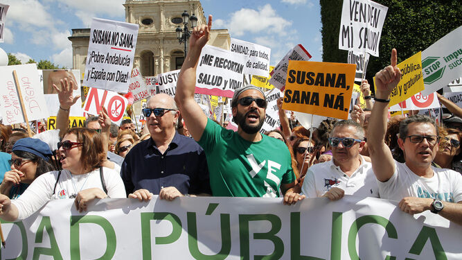 Spiriman, a la cabeza  de una manifestación en Sevilla