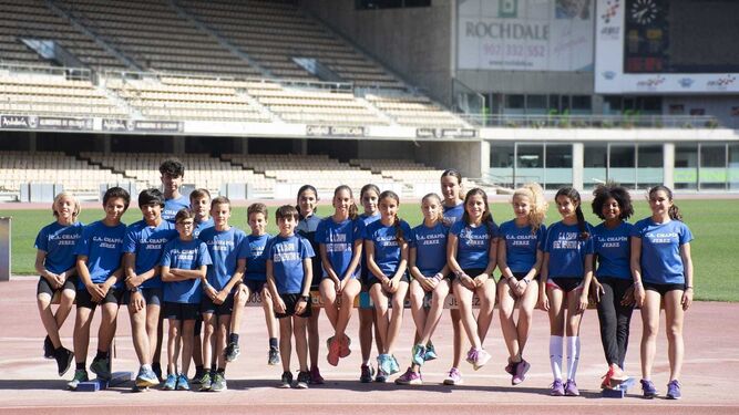 Equipo del Club Atletismo Chapín Jerez que participó en el campeonato de Andalucía de categoría infantil y cadete.