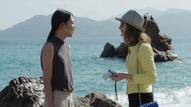 Kim Min-hee e Isabelle Huppert, en una escena de la película.