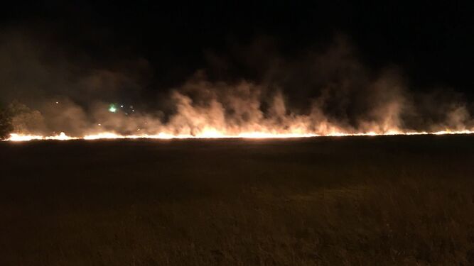 Imagen del incendio registrado en El Santiscal