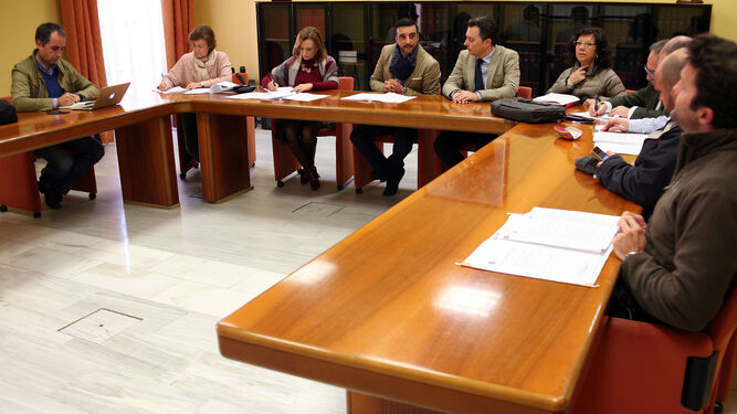 Imagen de una reunión del consejo de administración de Comujesa.