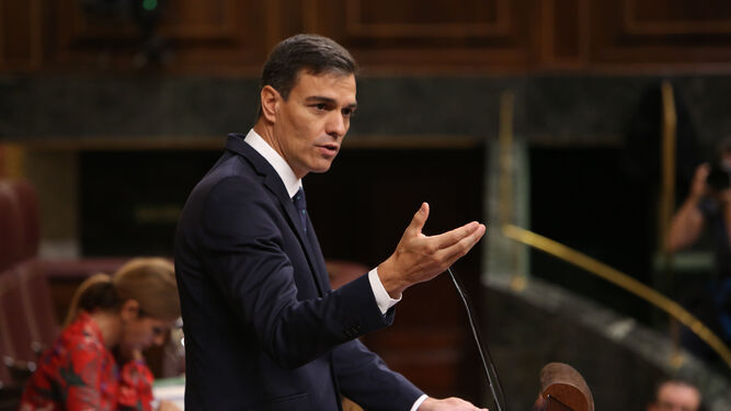 El presidente del Gobierno, Pedro Sánchez, interviene este miércoles en la sesión de control del Congreso.