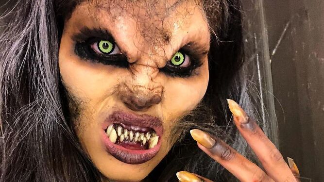 Sara Sampaio, con un maquillaje terrorífico.