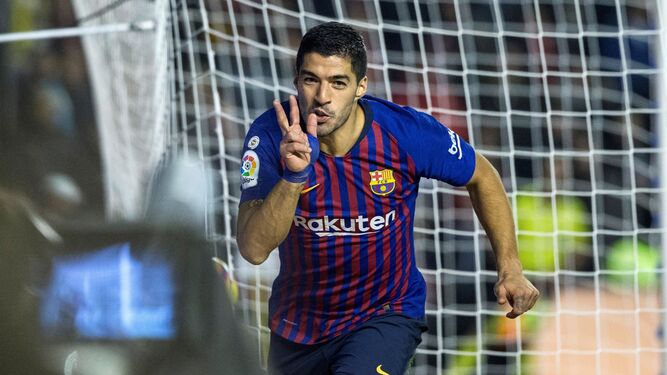Luis Suárez celebra el tanto de la victoria del Barça ante el Rayo.