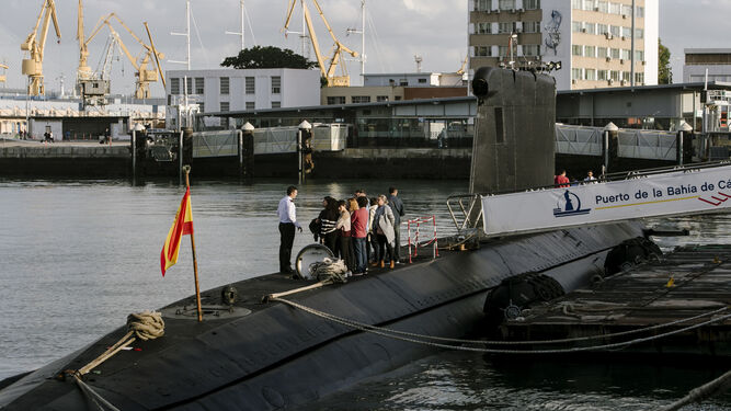 Im&aacute;genes de la visita al submarino "Mistral" atracado en C&aacute;diz