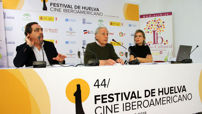 Eduardo Moyano, José Luis Ruiz y Elena Llompart, durante la presentación.