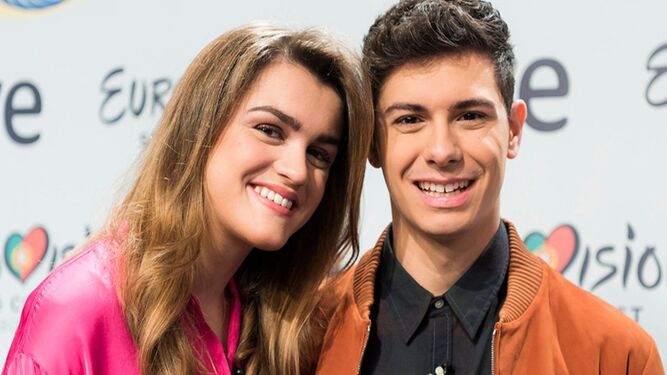 La pareja de cantantes, en la presentación de su canción para Eurovisión.