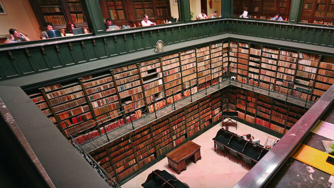 Interior de la Biblioteca Municipal.