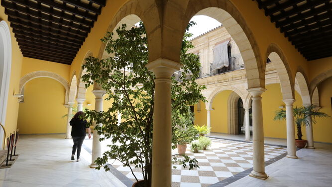 Imagen del patio interior del Ayuntamiento.