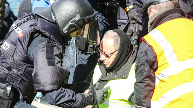 Las im&aacute;genes de las cargas policiales en Madrid