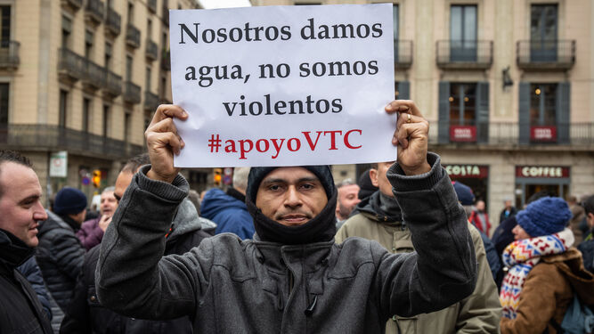 Conductores de VTC protestan en Barcelona.