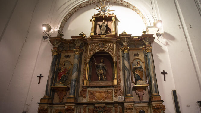 Altar de San Fernando.