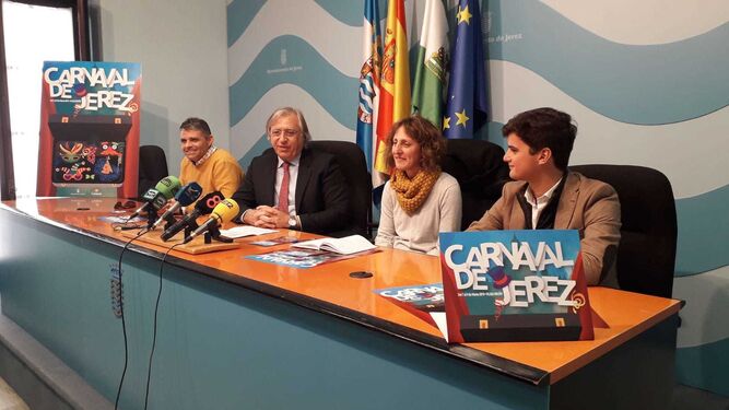 Presentación de la programación de actividades del Carnaval, en el Ayuntamiento.