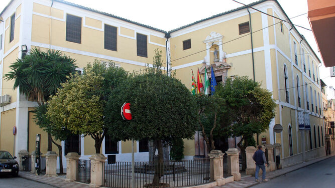 Acceso principal a la sede de la Fundación Aguilar y Eslava