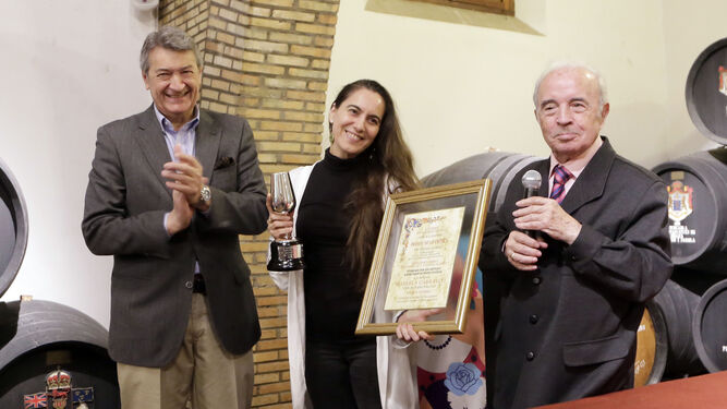 Rafaela Carrasco recibe el Premio de la Crítica