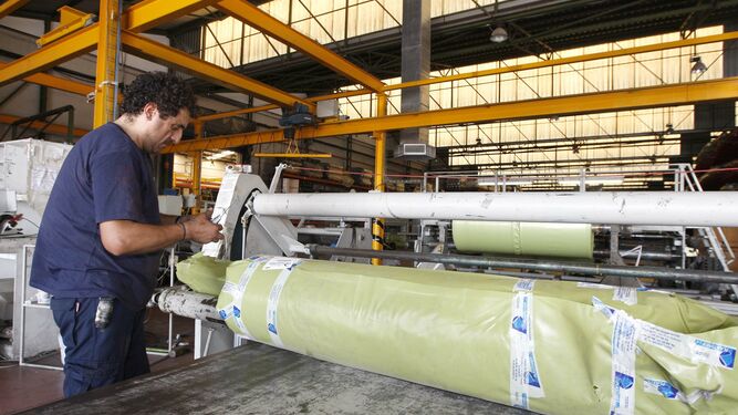 Proceso de producción de plástico en El Ejido.