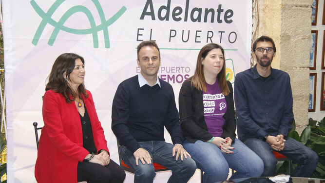 Alejandro Gutiérrez, con Matilde Roselló, José Luis Bueno y Alexandra Orgaz.