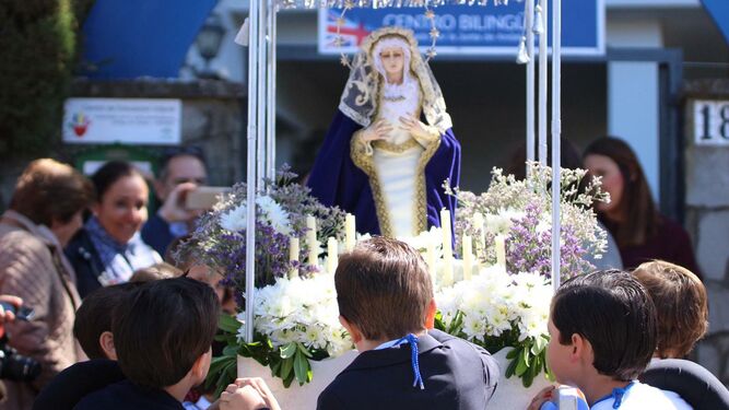 Imagen&eacute;s procesiones de Semana Santa en los colegios