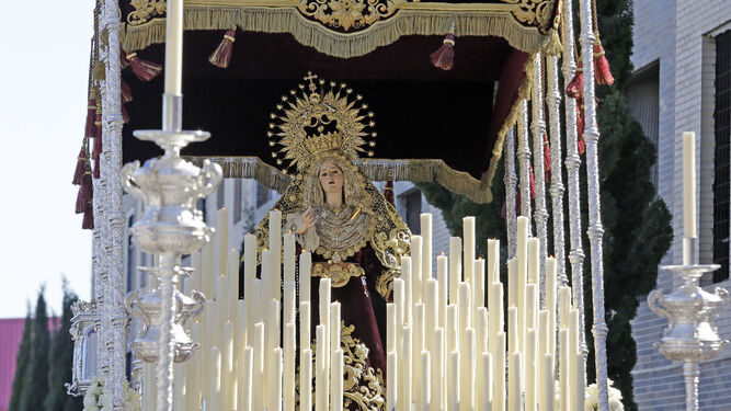 María Santísima del Perpetuo Socorro, poco después de su salida de la Ermita de Guía.