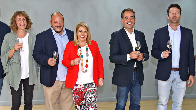 Kika González, Raúl Ruiz-Berdejo, Mamen Sánchez, Antonio Saldaña y Carlos Pérez.