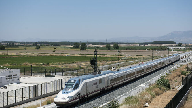 La alta velocidad de Granada con Sevilla y Málaga, para finales de septiembre