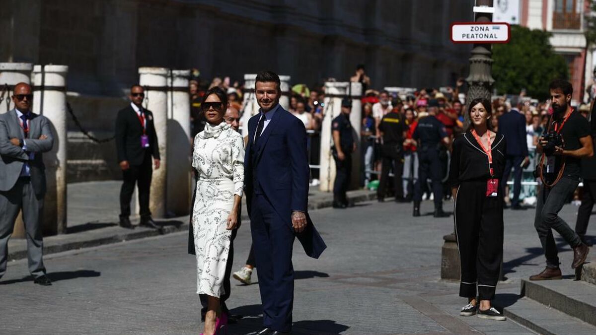 Victoria y David Beckham llegan a la boda de Pilar Rubio y Sergio Ramos