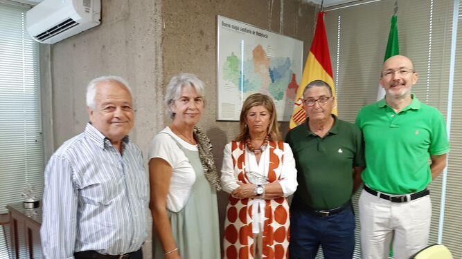 Reunión de las asociaciones de salud mental con la delegada territorial Isabel Paredes.