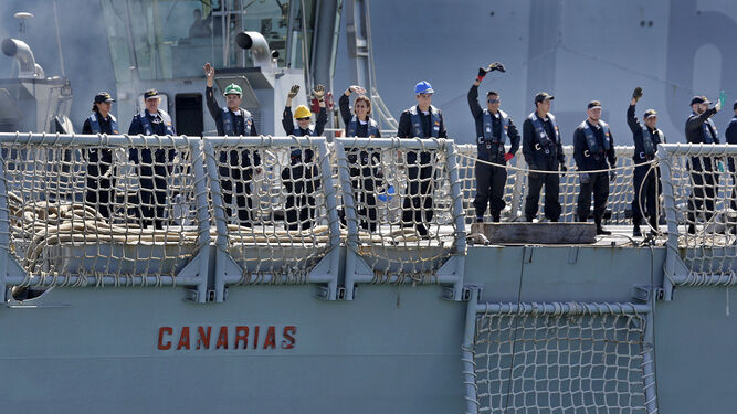 Despedida de la Fragata Canarias en la Base Naval de Rota