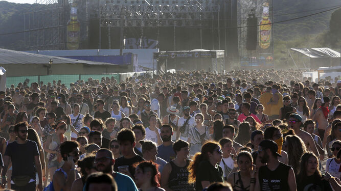 El numeroso público que asistió a una de las jornadas del festival Cabo de Plata en su edición de 2018