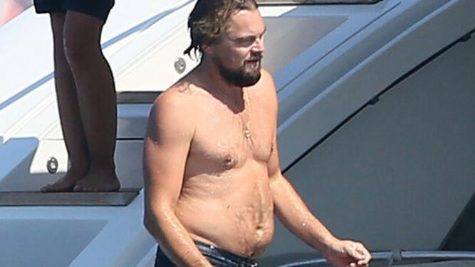 Leonardo Di Caprio con unos kilos de más.