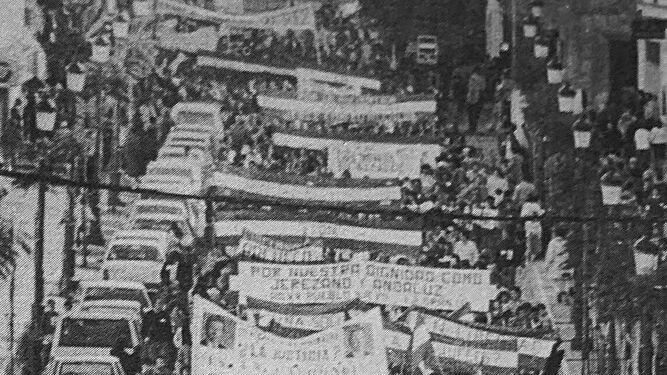 Imagen de la gran manifestación llevada a cabo en diciembre de 1986