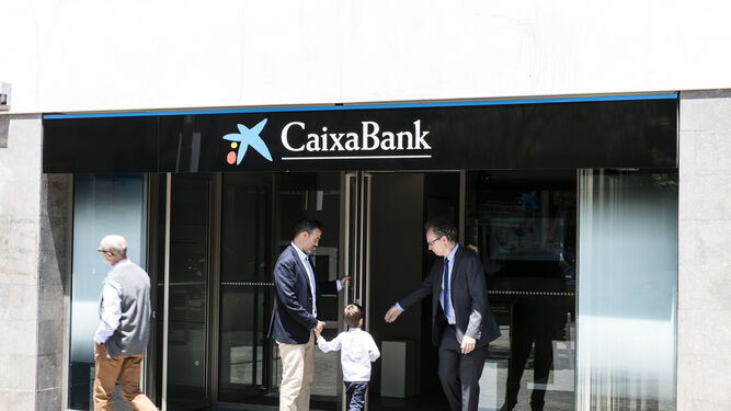 Una oficina de la red de Caixabank.
