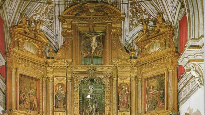 Detalle del retablo mayor de la iglesia de Santa Clara.
