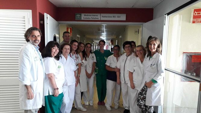 Profesionales de la Unidad de Cuidados Paliativos del Hospital Puerta del Mar.