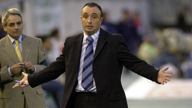 Josu Uribe puede convertirse en entrenador del Xerez DFC en las próximas horas.
