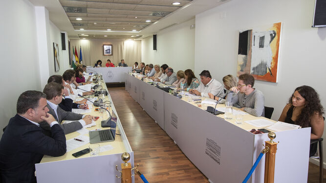 Imagen de archivo de una sesión de pleno de la Corporación Municipal.