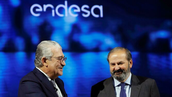 El nuevo presidente de Endesa, Juan Sánchez-Calero –a la derecha–y el consejero delegado, José Bogas.
