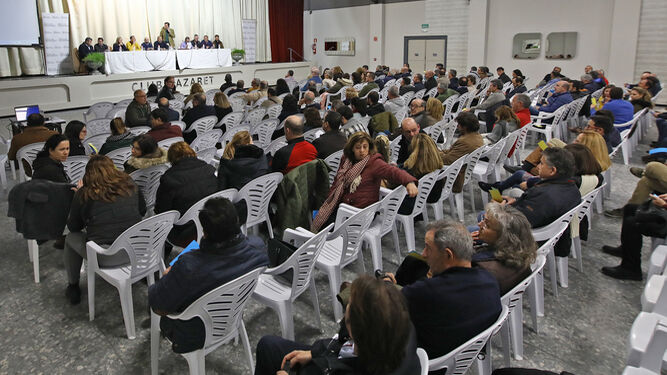 Los socios del Club Nazaret votan a favor del acuerdo con Fundación Cajasol