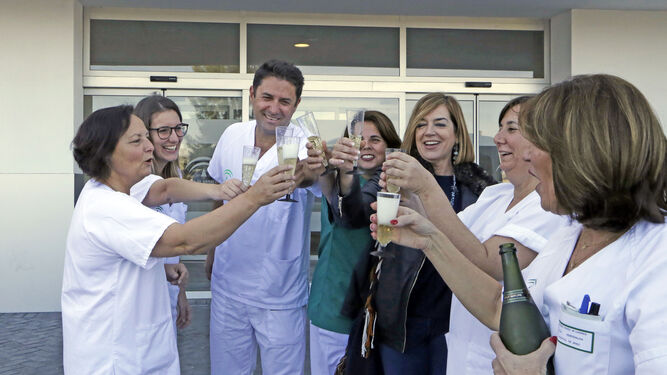 Varias trabajadores de la planta de Diálisis del Hospital de Jerez, agraciados el año pasado en el Sorteo de Navidad