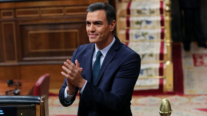 El candidato Pedro Sánchez, este domingo en el Congreso de los Diputados.
