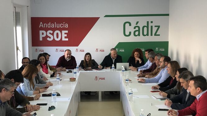 Reunión de los alcaldes socialistas en la sede del PSOE de Cádiz.