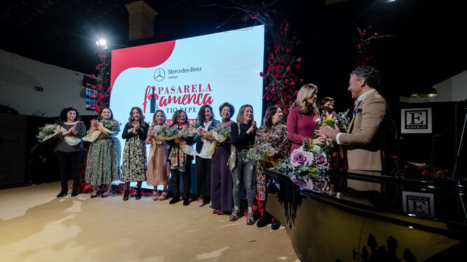 Im&aacute;genes de la inauguraci&oacute;n y primeros desfiles de la 'Pasarela Flamenca 2020'