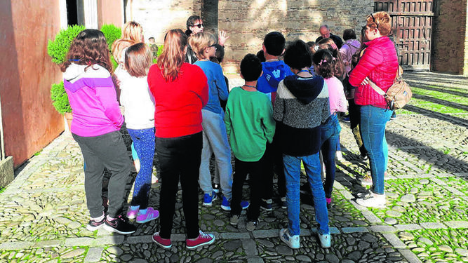 Alumnado del CEIP Alfonso X El Sabio participa en la Gymkhana por el Alcázar