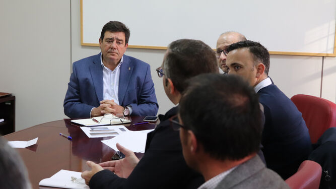 El secretario general de Agricultura, Vicente Pérez, presidió la reunión.