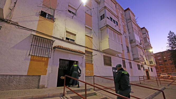 Retrospectiva de un registro practicado por la Guardia Civil en Jerez.