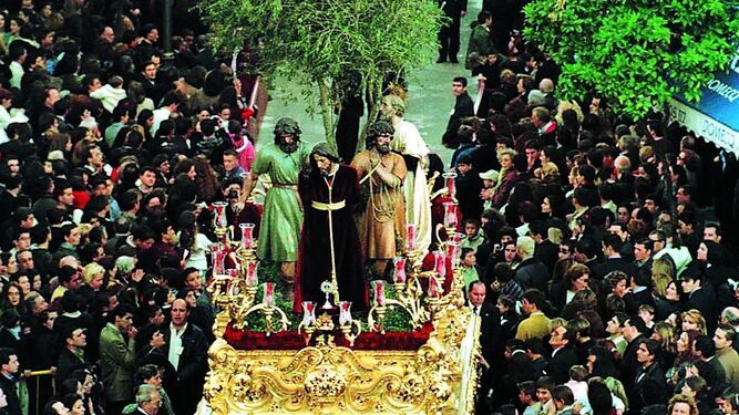 Imagen de la procesión magna del año 2000.
