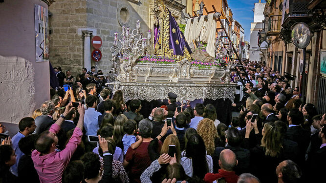 La Virgen de Loreto saliendo de San Pedro y girado a Antona de Dios.