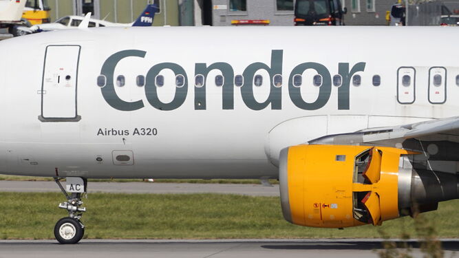 Un avión dela compañía aérea Condor.