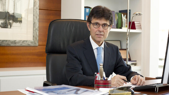 Humberto Arnés es director general de Farmaindustria, la asociación de la industria farmacéutica en España, desde el año 2001.